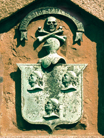 Shield over entrance to Spital Cemetery, Aberdeen