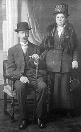 George Sinclair Brebner (1868-1947) and wife Elizabeth McKenzie (1863-1929)